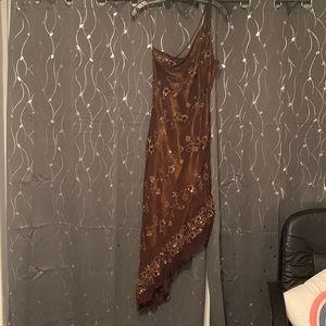 maroon dress with beating in sequence